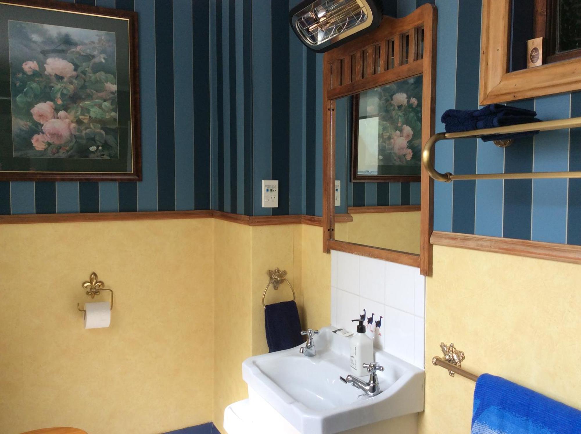 Owaka Catlins Retreat B & B מראה חיצוני תמונה
